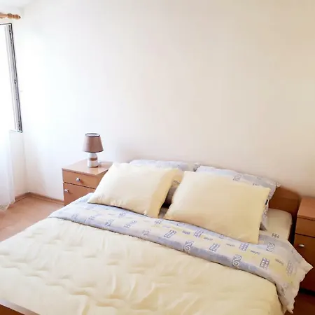 Dani Apartmán Bol